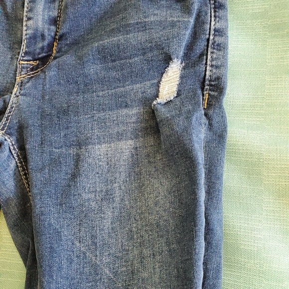 🖤Host Pick* Hudson jeans distressed tween size 14 4 for $20 - Picture 4 of 10